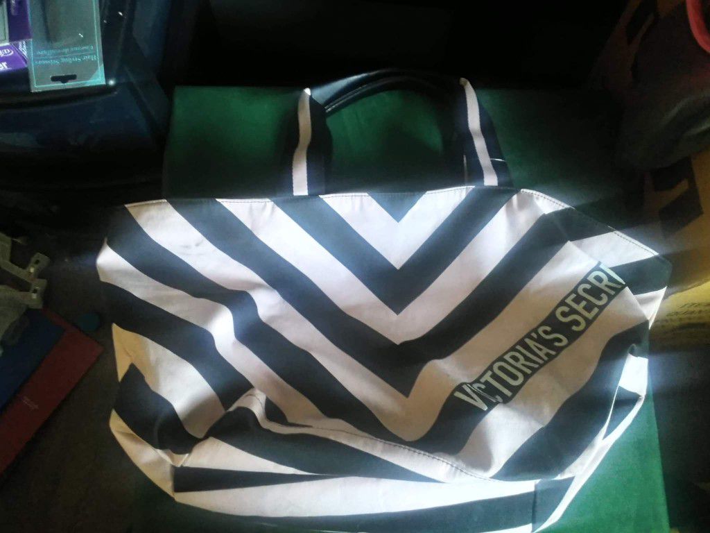 New Victoria Secret Tote Bag Still With Tags 