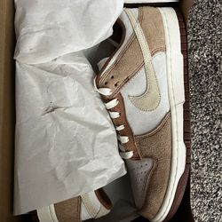 Nike Dunks Size 11