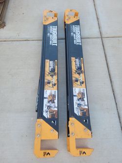 2 Toughbuilt sawhorse / jobside table