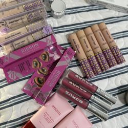 Maquillaje/Makeup On Sale.
