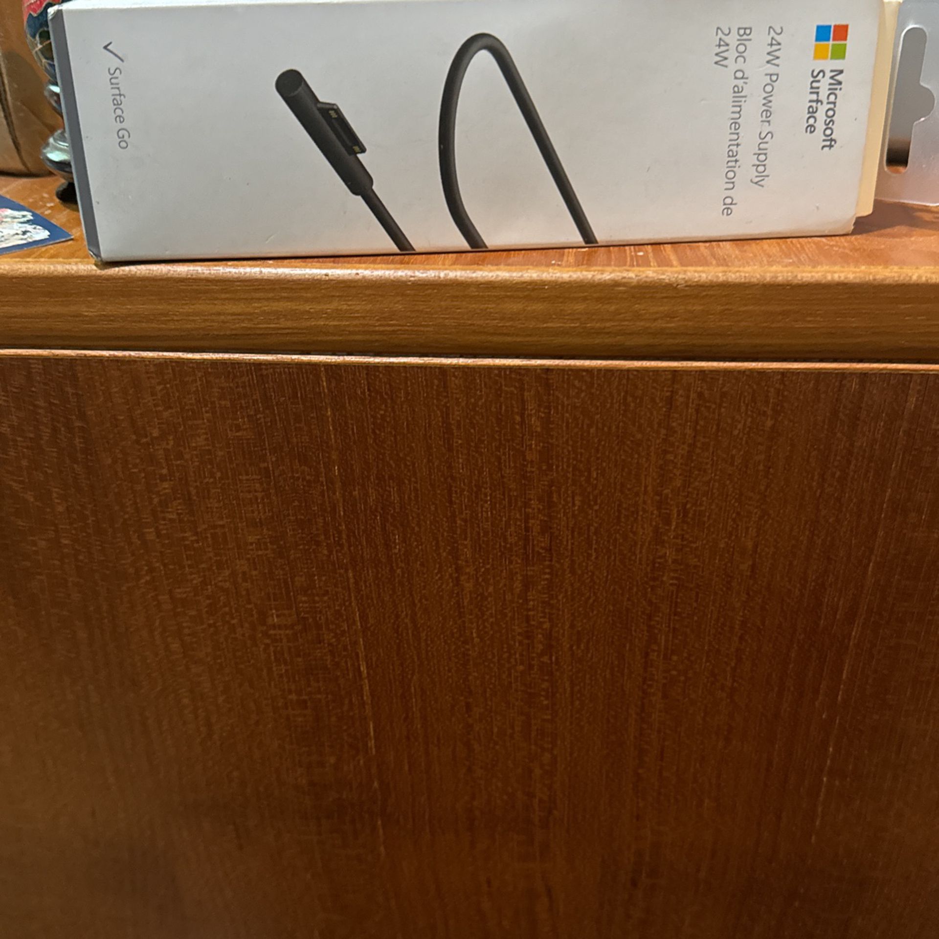 Brand New-never Used!!microsoft Surface 24w Power Supply