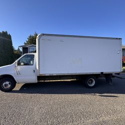 99 Ford E-350 V8 Box Truck 