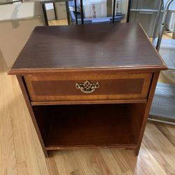 Solid Wood Night Stand / End table 