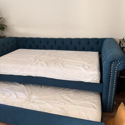 Twin Day bed 