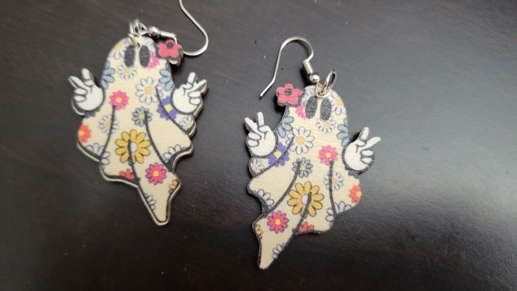 Halloween Groovy Goast Errings Bn