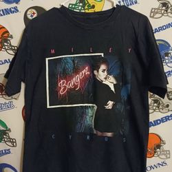 2014 Miley Cyrus Bangerz Pop Music Singer Concert Tour Graphic Tee Shirt