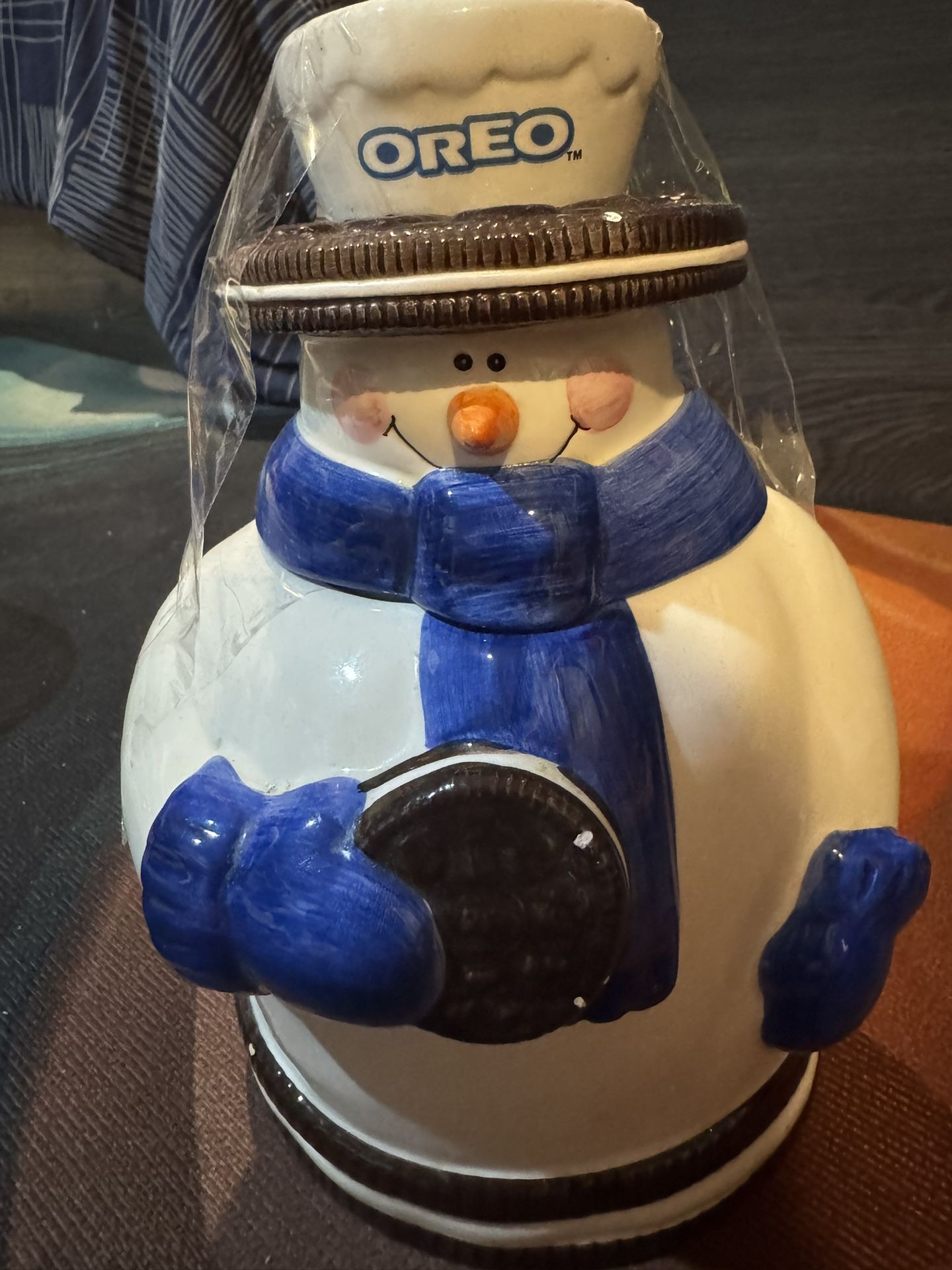 Snowman Oreo cookie jar