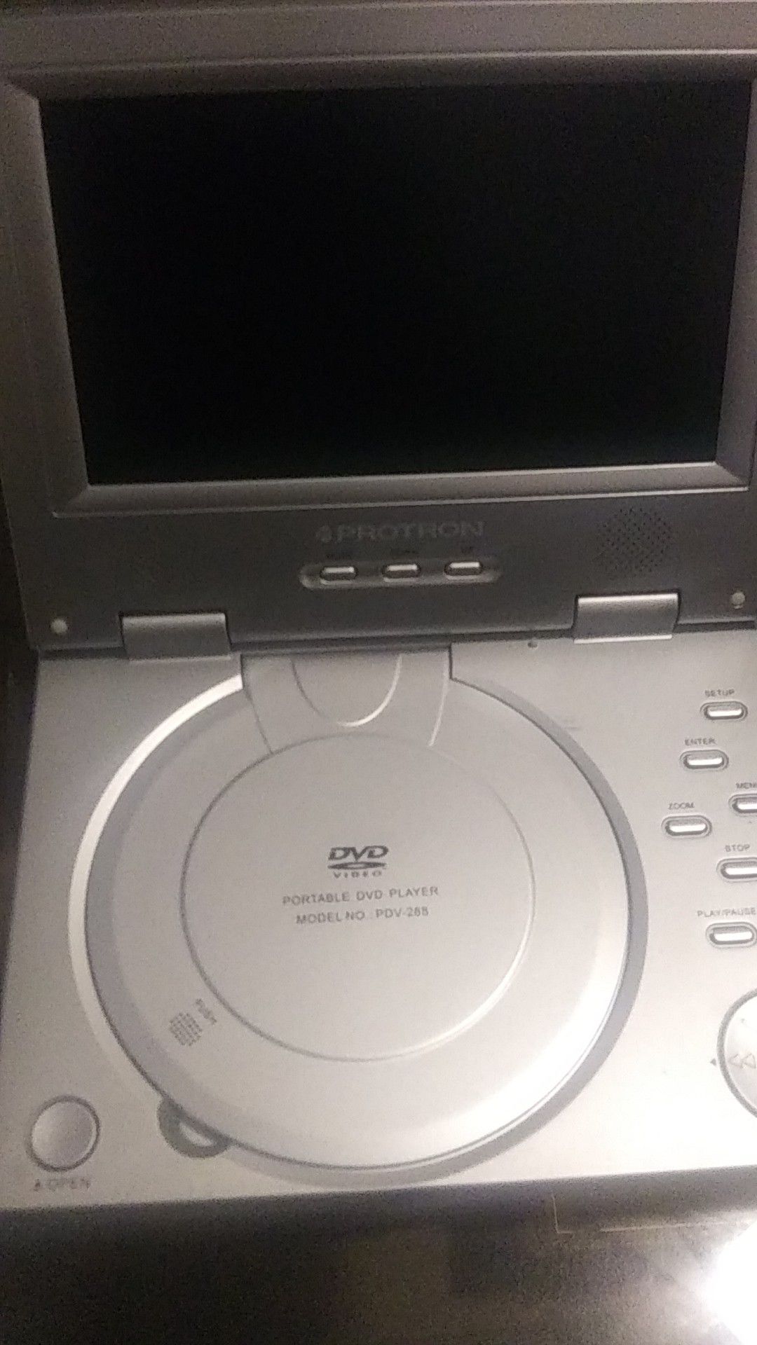 Portable dvd player with battery pack no charger cord