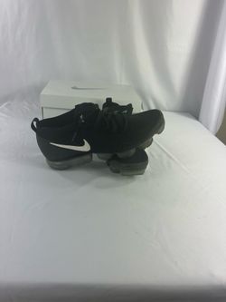 Nike Air VaporMax Flyknit 2 Triple Black Men’s Size 13 w/ Original Box