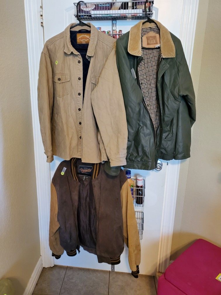 Various Men's Jackets (Mostly L)
