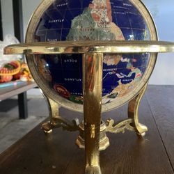 Globe Brass Stand 