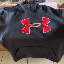 Youth Medium Under Armour Hoodie 