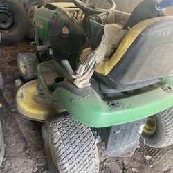 John Deer Lawn Mower