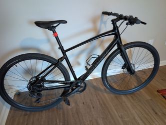 Specialized Sirrus Hybrid Bike medium size