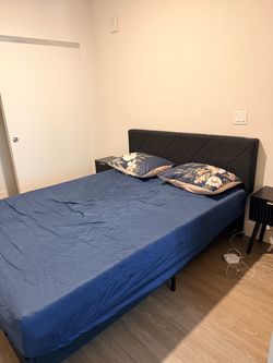 NEED THIS GONE ON 10/12/26!! Queen Upholstered Platform Bed Frame with Tufted Headboard