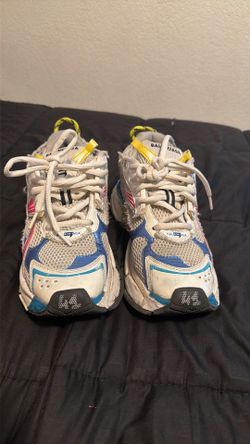 Balenciaga runner size 41