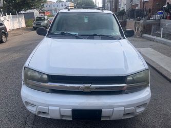 Chevrolet trailblazer LS sport utility 4D