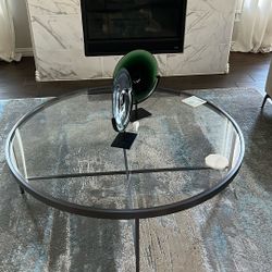 VIENNA LARGE ROUND COFFEE TABLE