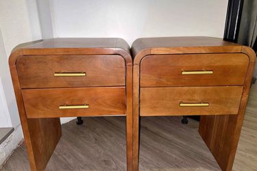 Pair of Mid-Century Modern Waterfall Nightstands – Wood & Gold
