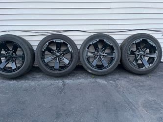 22” OEM Wheels Rims 6x5. Chevy GMC