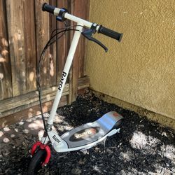 Razor E-200 24v Electric Scooter 