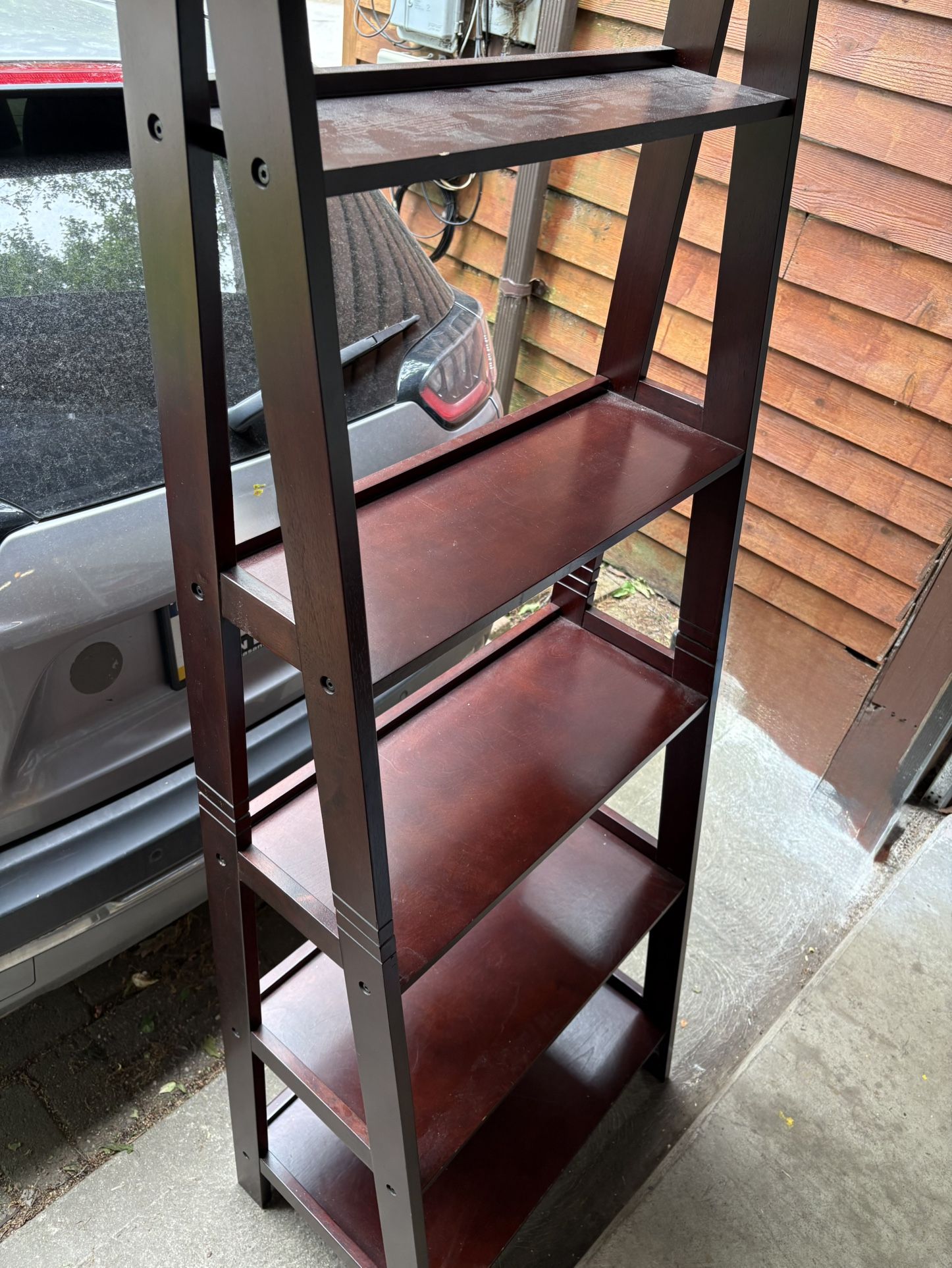 Shelf