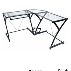 Corner desk
