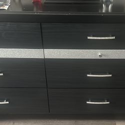 6 Drawer Dresser