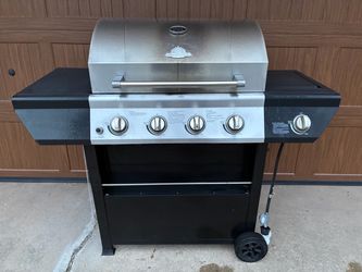 Grillmaster 5-Burner Gas Grill