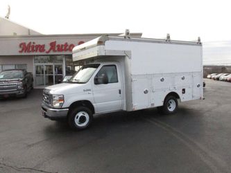 2012 Ford E-350 Cutaway