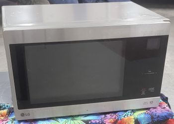 LG NeoChef Smart Inverter Microwave (1200W, Stainless Steel)
