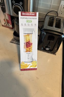 Brookstone Portable Blender 