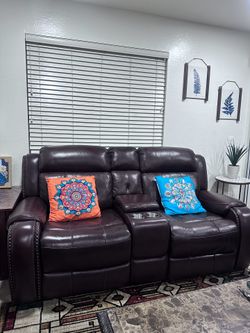 Leather reclining couch set