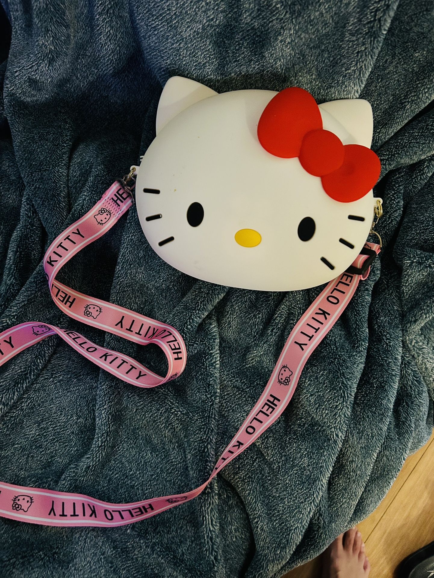 Hello Kitty Purse