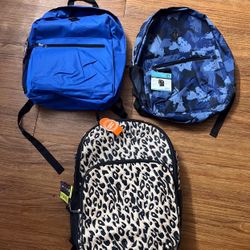 3 New Backpacks.Each 5$ All 3 for 12$