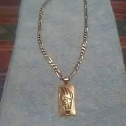 Bear Paw Design Pendant 