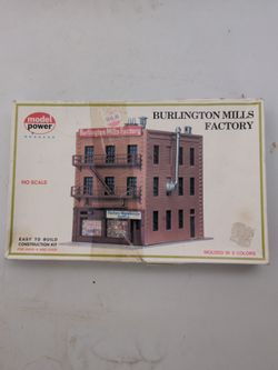 Never been used! Burlington Mills factory model ho scale.