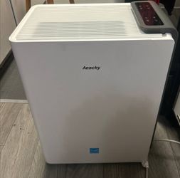 AEOCKY Dehumidifier – For Parts or Repair – Does Not Power On
