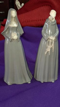 Vintage RARE Serv-Ware by Rubel Japan Nun And Monk Figurine Set 9 Inches TALL G12M062