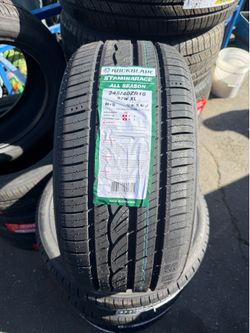 225/40/18 Rock Blade Tires installed and balanced / instaladas y balanceadas