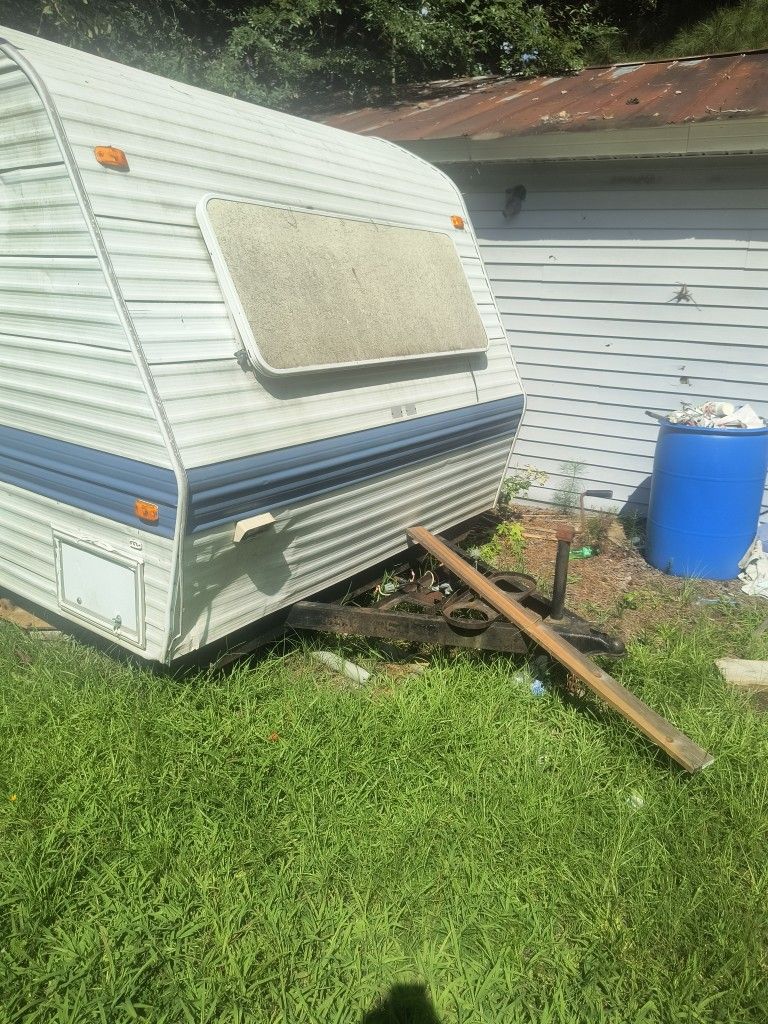 Camper
