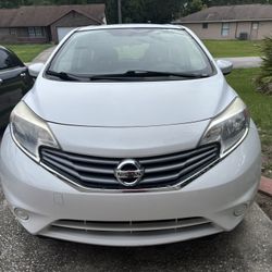 2016 Nissan Versa