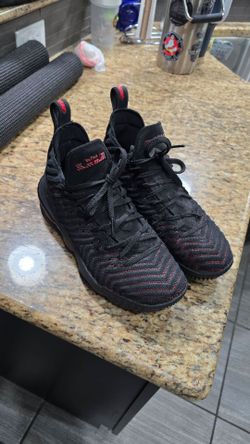 Nike LeBron 16 Fresh Bred red/black