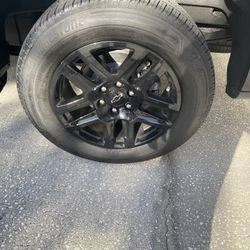 4 Rims And Tires 275/60/20-2024 Chevy Silverado 