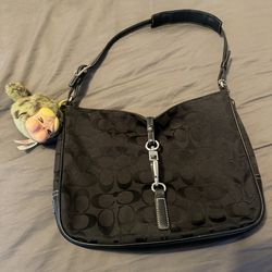 Vintage coach 6091 Hampton buckle