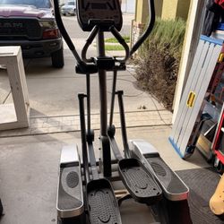 True Fitness Commercial Elliptical - Heavy duty