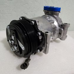 AC Compressor w/ Clutch for Chevrolet C4500 C5500 Kodiak GMC Topkick 2003-2007. 58947, 620145, CS0121, 0688947, 10000585, AM, , ,