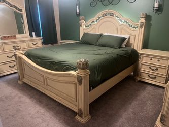 King Bedroom Set (solid Wood) $1200 obo