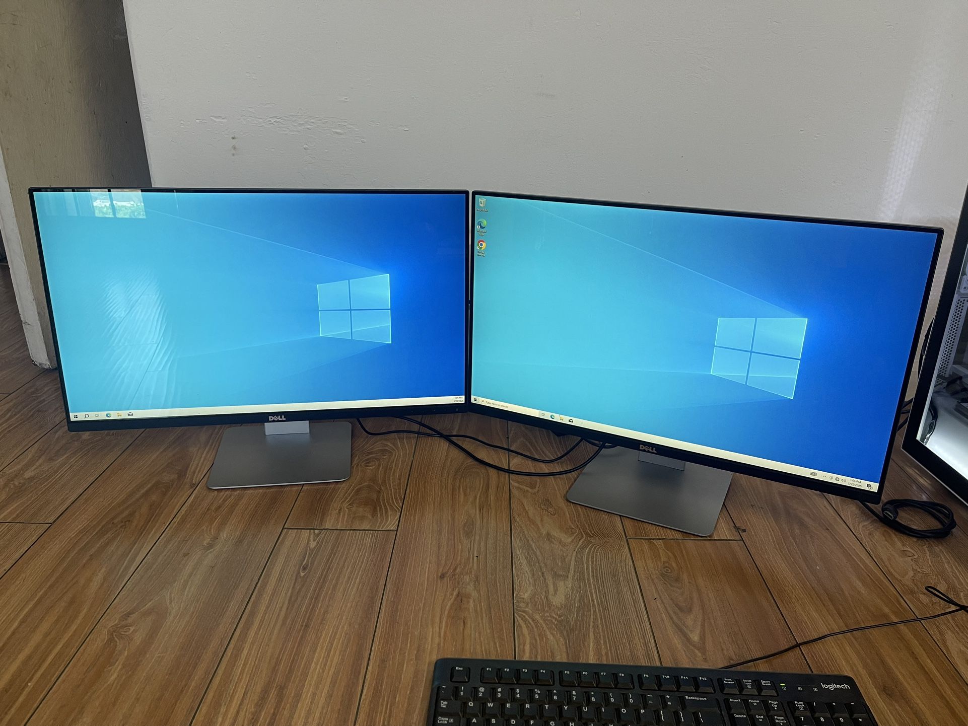 2 monitor dells s2715 and arm monitor mount