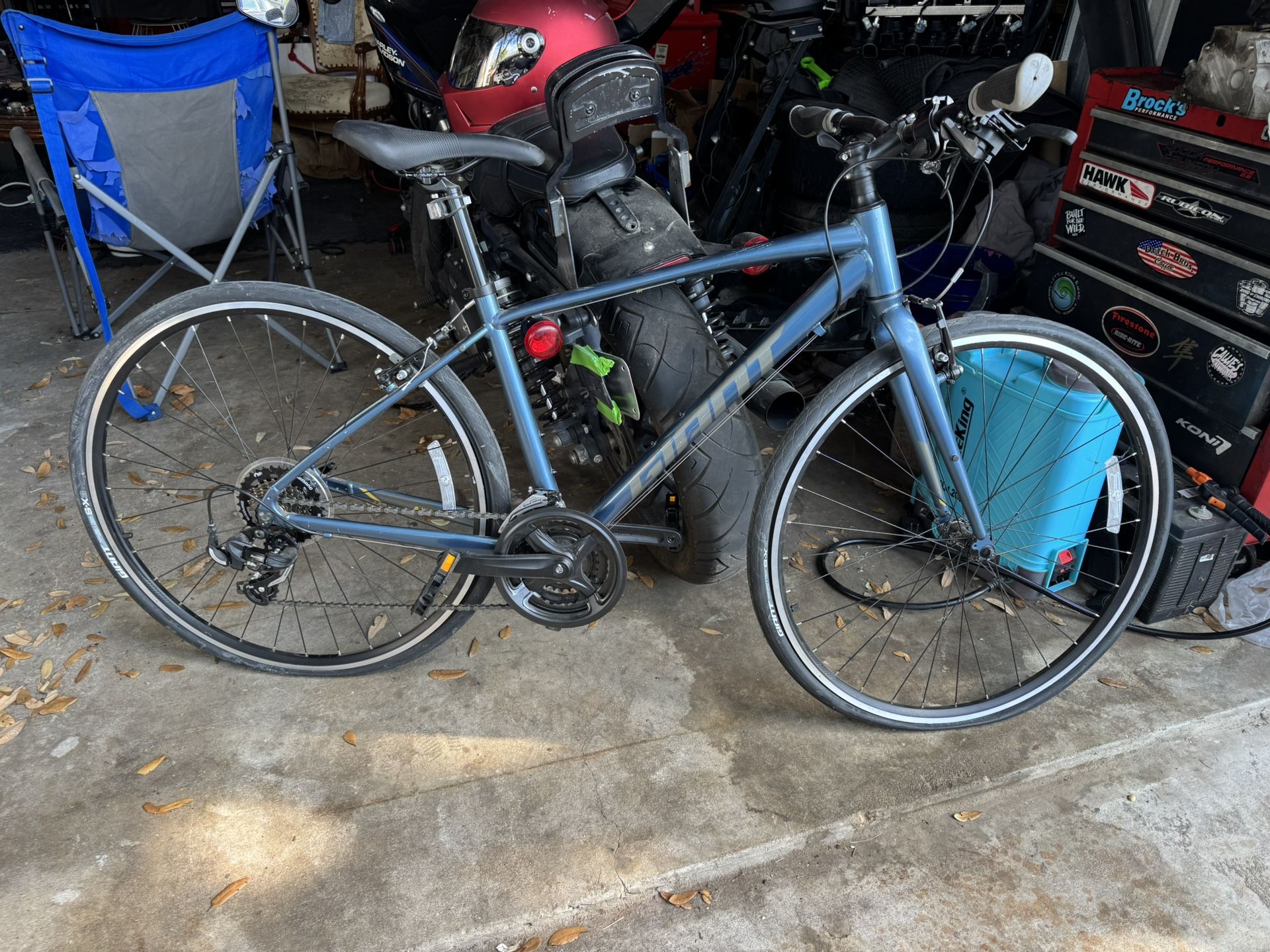 Giant Escape Mountain Bike 